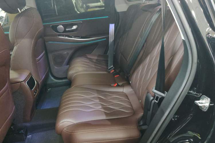 Used EXEED Lanyue 2023 400T Four-Wheel Drive Starry Edition 7-Seater Left Rear Seat