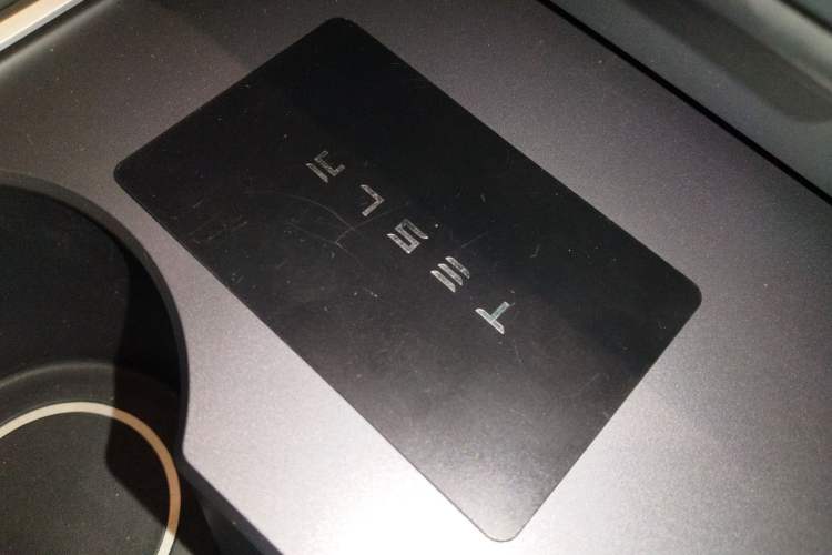 Used Tesla Model Y 2024 Rear-Wheel-Drive Version
