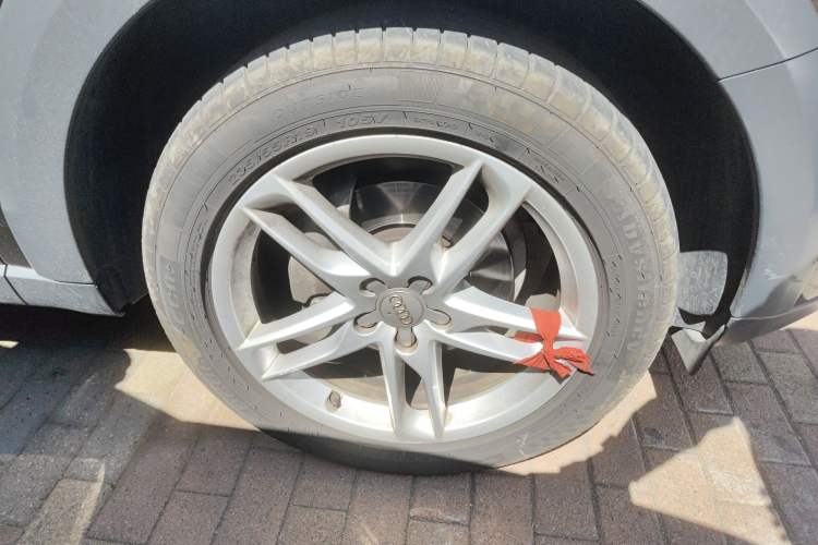 Used Audi Q5 2018 Collector's Edition 40 TFSI Technology Model