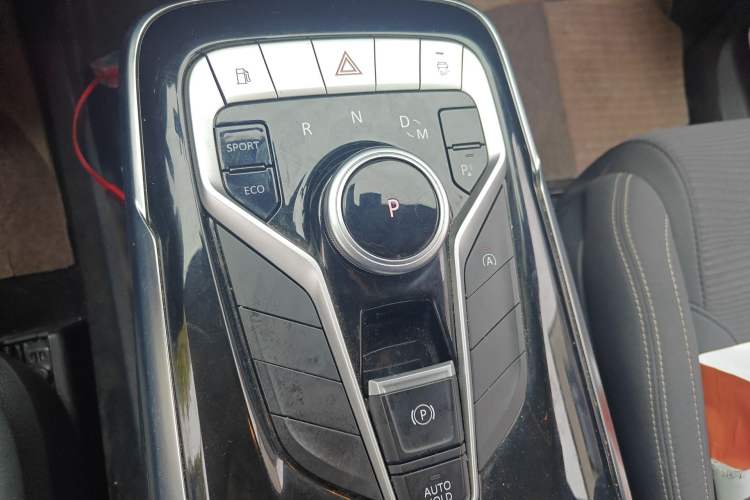 Used SAIC MAXUS G20 2019 First Edition 2.0T Automatic Luxury Version China V Standard