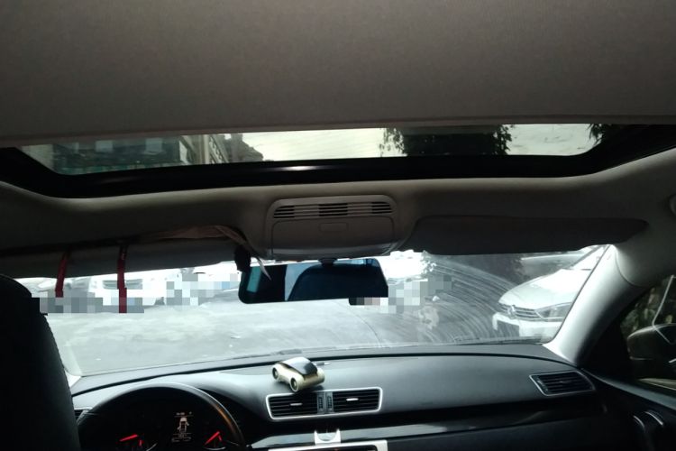 Used Volkswagen Magotan 2012 Revised 1.8TSI Luxury Version Headliner