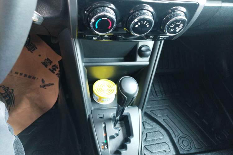 Used Toyota YARiS L  Zhi Xiang 2017 1.5E CVT Dynamic Edition