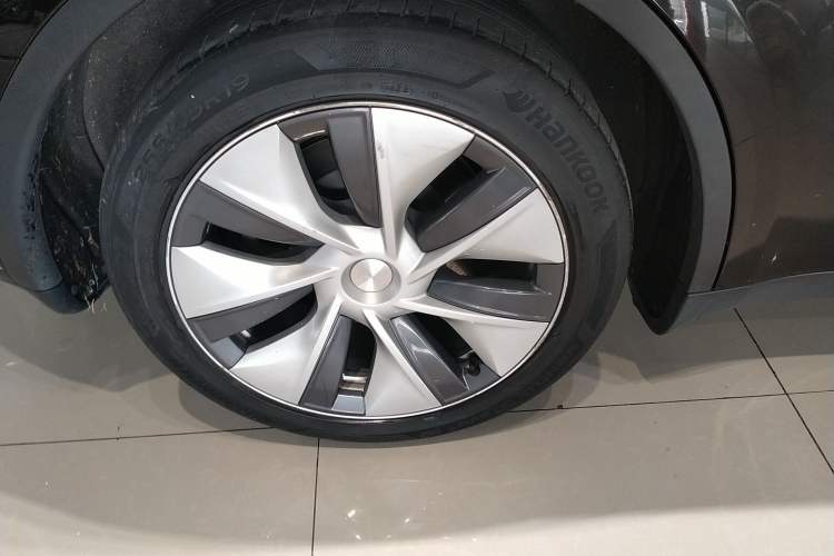 Used Tesla Model Y 2022 Rear-Wheel-Drive Version

