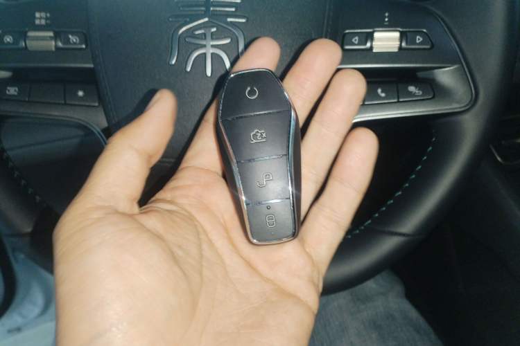 Used BYD Qin L 2024 DM-i 80KM Leading Model