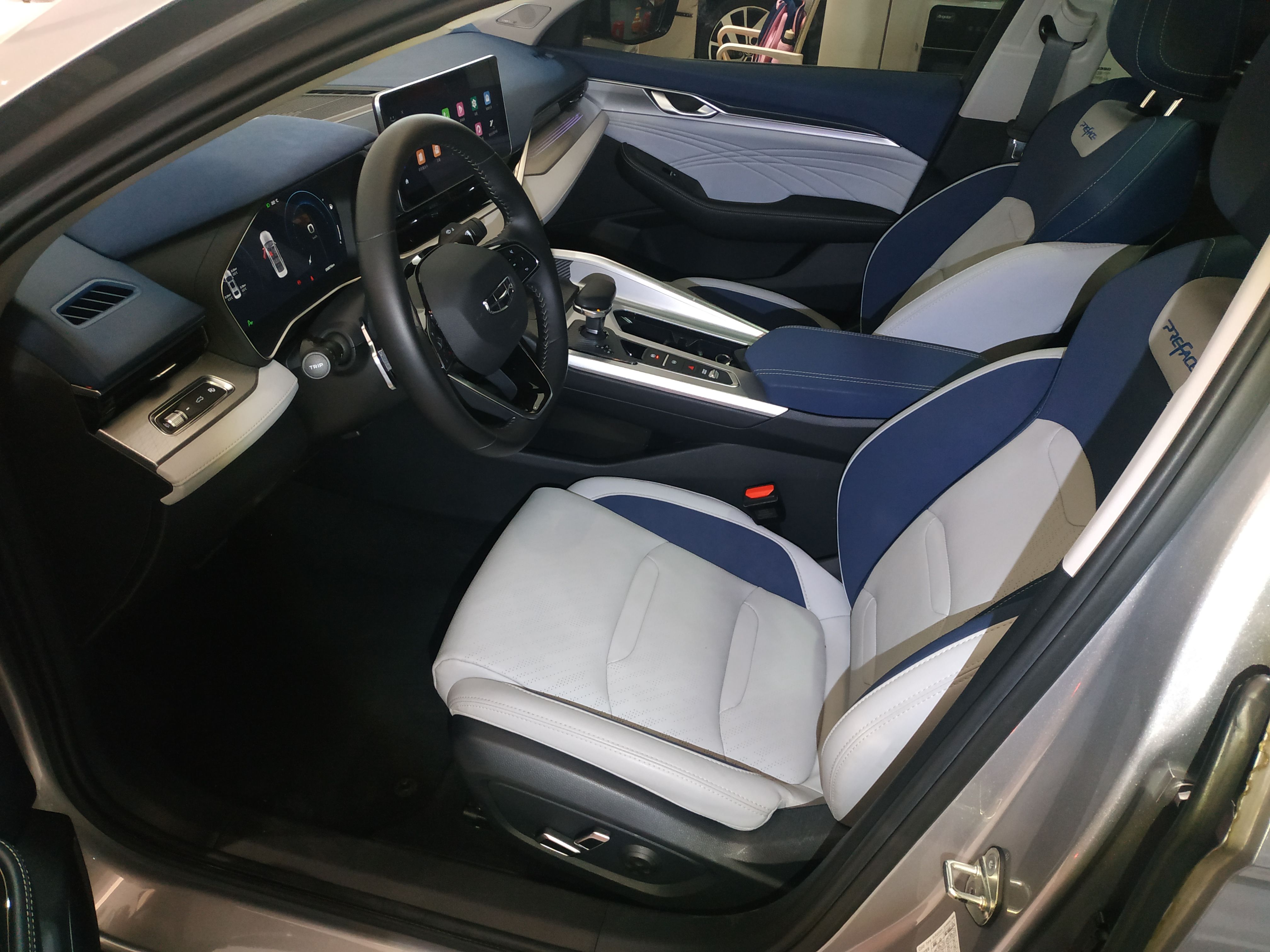 Geely Auto Preface 2023 2.0TD Prestige Version — снимка 17