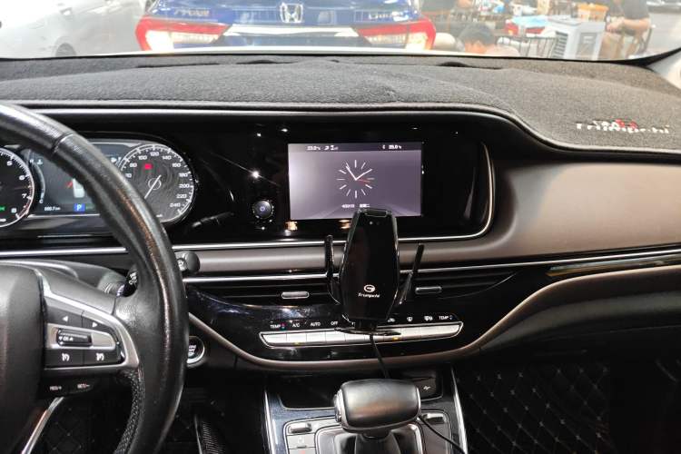 Used GAC Trumpchi M6 2019 270T DCT Luxury Edition (7-seater) China VI