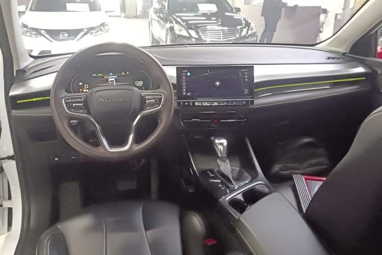 Used Roewe i5 2021 Revised Version 1.5L CVT Diamond Edition
