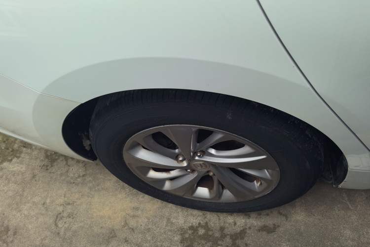 Used CHANGAN Raeton CC 2018 1.5T Manual Elegant Starry Edition China V Standard
