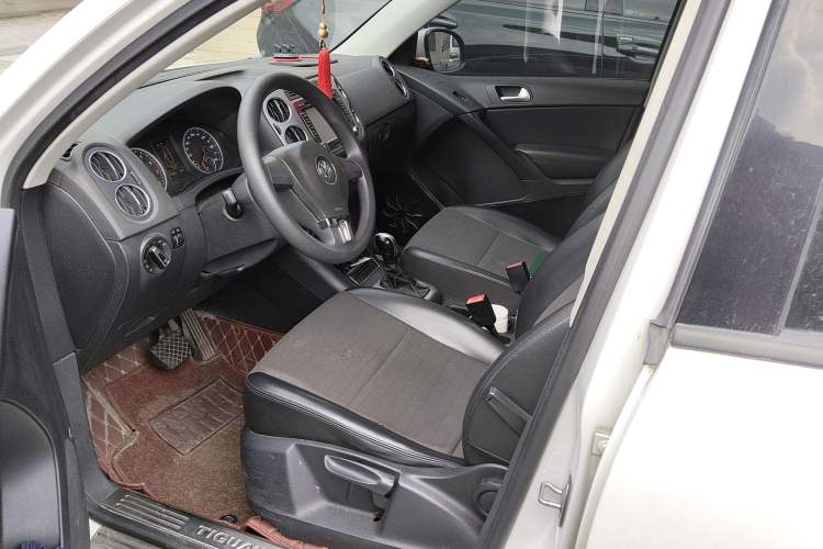 Used Volkswagen Tiguan L 2015 1.8TSI Automatic Two-Wheel Drive Trend Edition