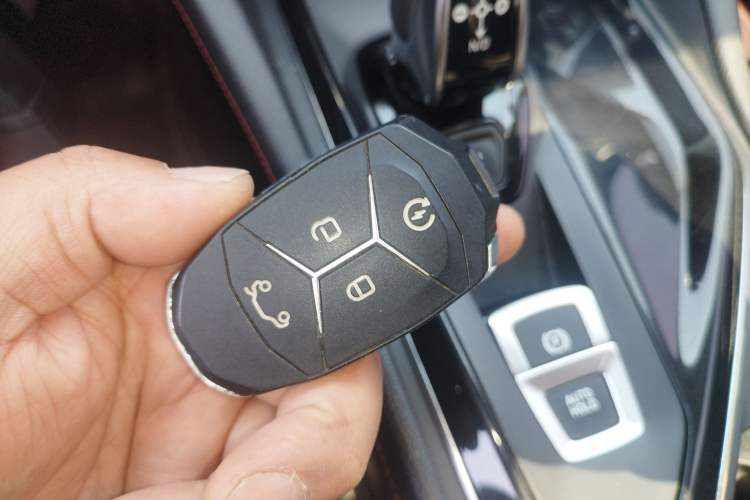 Used Lynk & Co 02 2019 High-Energy Edition 2.0T Automatic Two-Wheel Drive Pro Version China VI Standard
