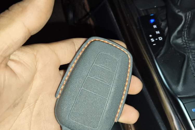 Used Toyota Camry 2019 Revised Version 2.5G Luxury Edition
