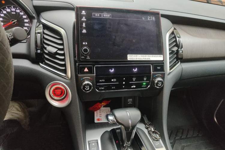 Used Honda Avancier 2020 240TURBO Two-Wheel Drive Comfort Edition Audio And AC Panel