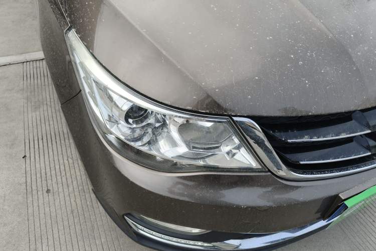 Used Baojun 730 2016 1.5L Manual Luxury Edition 7 Seats Right Front Headlight