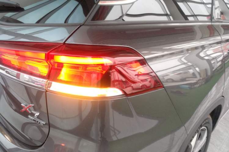 Used Changan X7 PLUS 2024 1.5T Automatic Luxury 7-Seater
