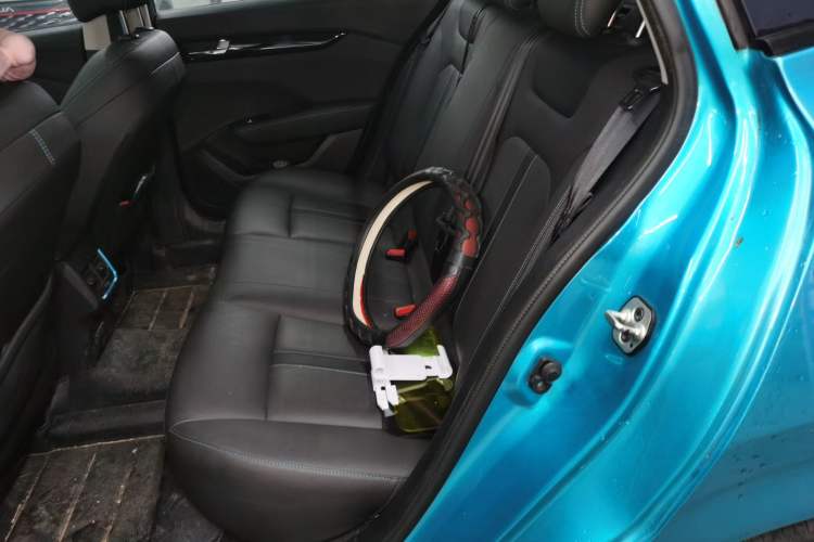 Used Dongfeng Aeolus Yixuan 2021 230T Automatic Chasing Shadow Edition Left Rear Seat