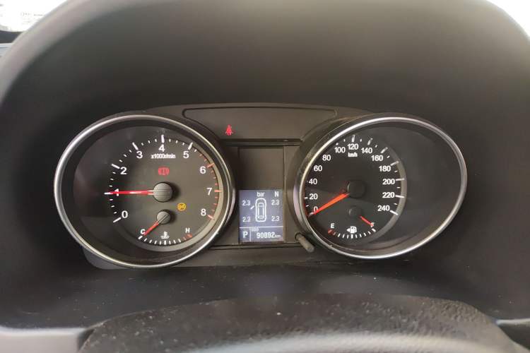 Used Haval M6 2019 1.5T DCT Two-Wheel Drive Elite Version China V Standard