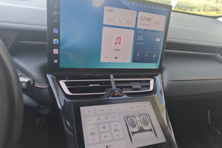 Used Wey Mocha 2021 2.0T Four-Wheel Drive Premium Edition
