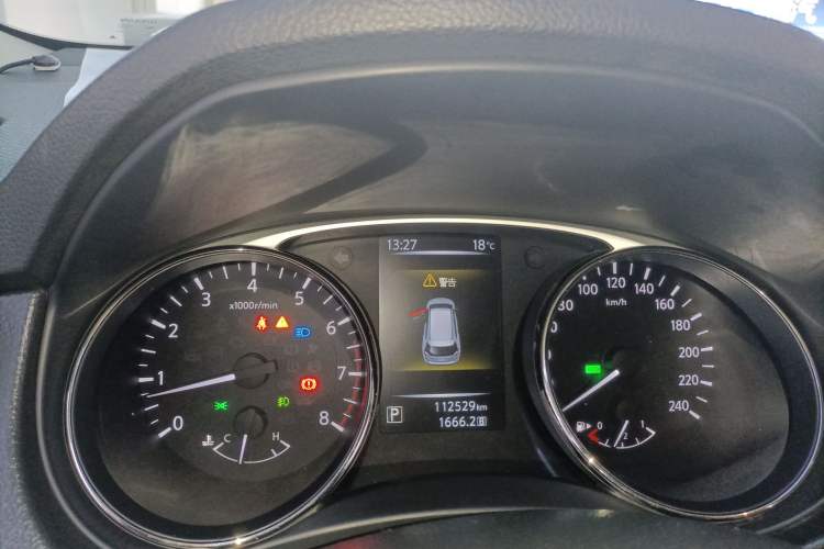 Used Nissan X-Trail 2015 2.0L CVT Comfort MAX Edition 2WD Instrument Cluster