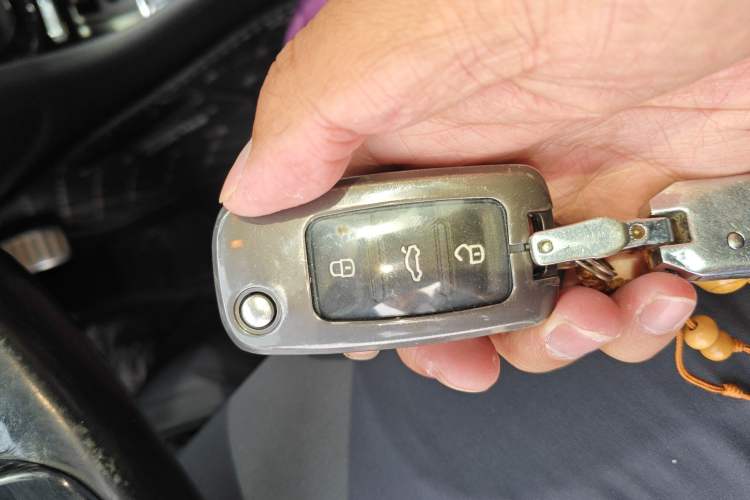 Used Volkswagen C-TREK 2017 1.6L Automatic Comfort Model Vehicle Key