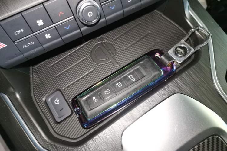 Used Wey VV6 2021 2.0T Two-Wheel Drive Smart Plus