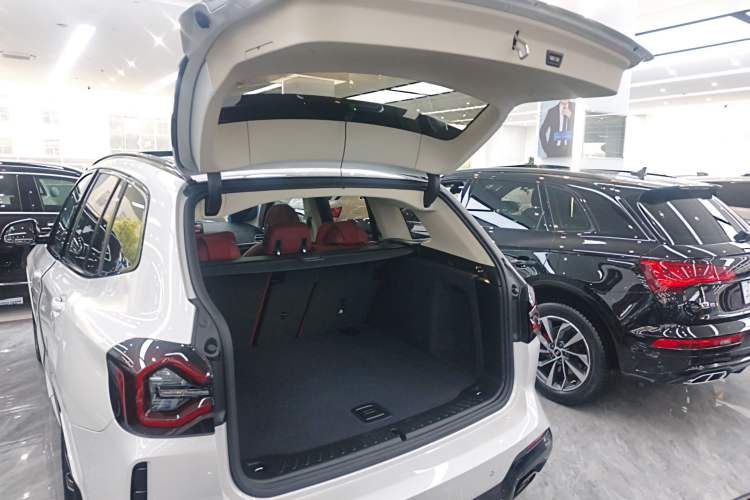 Used BMW X3 2022 Second Facelift xDrive30i Leading Edition M Night Sky Package