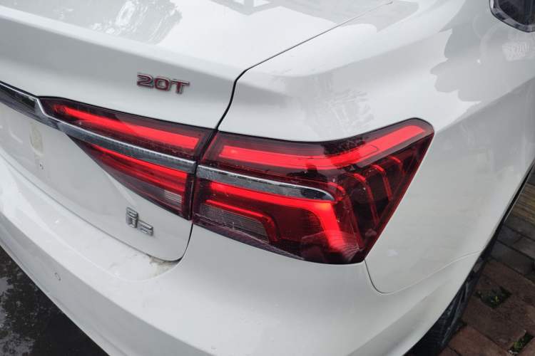 Used Roewe i6 2018 20T Automatic Flagship Edition