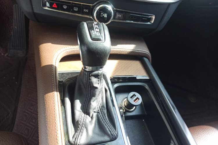 Used Volvo S90 2019 T5 Zhiyi Edition Gear Lever