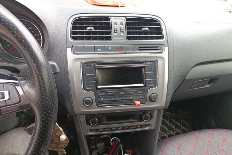 Used Volkswagen Polo 2014 1.6L Cross Polo Automatic
