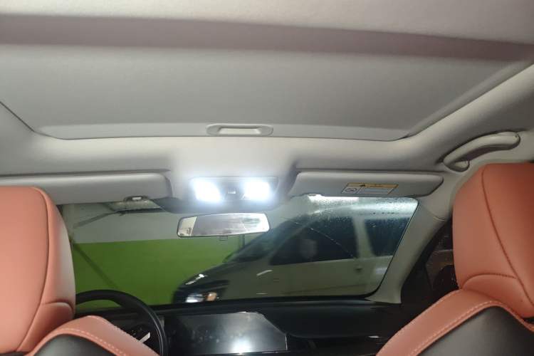 Used CHANGAN Eado 2022 PLUS Blue Whale NE 1.4T GDI DCT Prestige Edition
