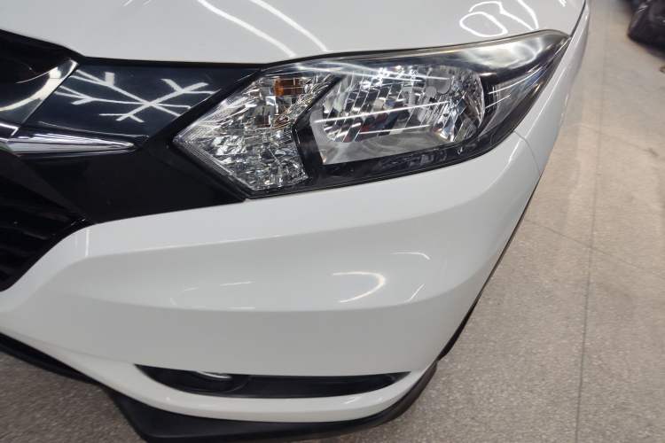 Used Honda Vezel 2015 1.5L CVT two-wheel drive Comfort trim Left Front Headlight