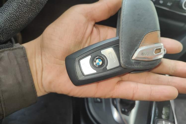 Used BMW 3 Series 2017 320Li Fashion Model
