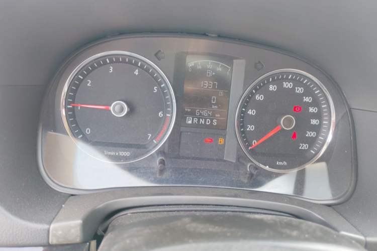 Used Volkswagen Lavida 2011 1.6L Automatic PinYou Edition Instrument Cluster