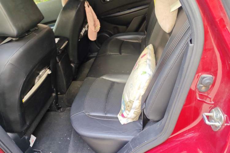 Used Nissan Qashqai 2011 2.0 XV Lea CVT 2WD
