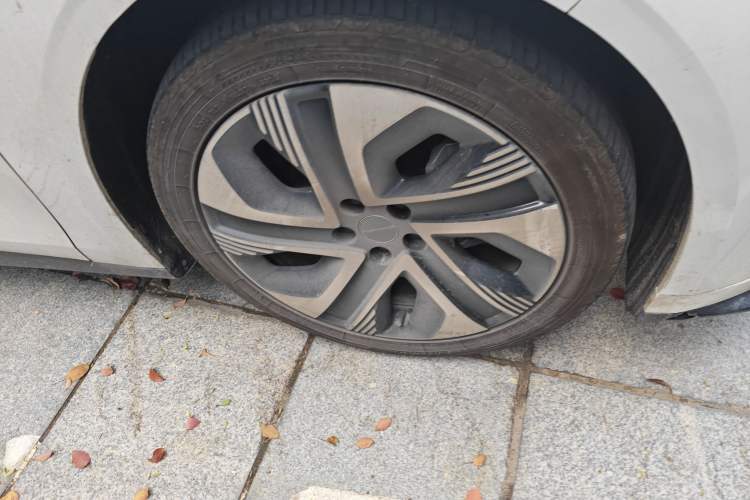 Used FORTHING Xinghai S7 2025 235 Range-Extended Luxury Edition
