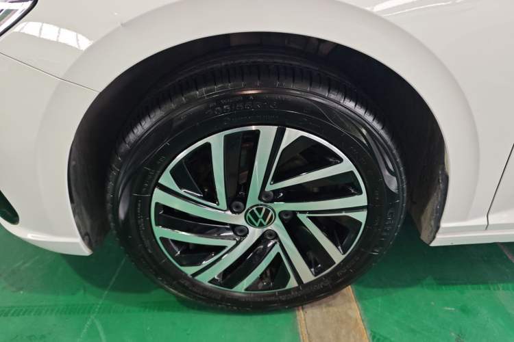 Used Volkswagen Lavida 2024 1.5L Automatic Starry Sky 5 Million Edition
