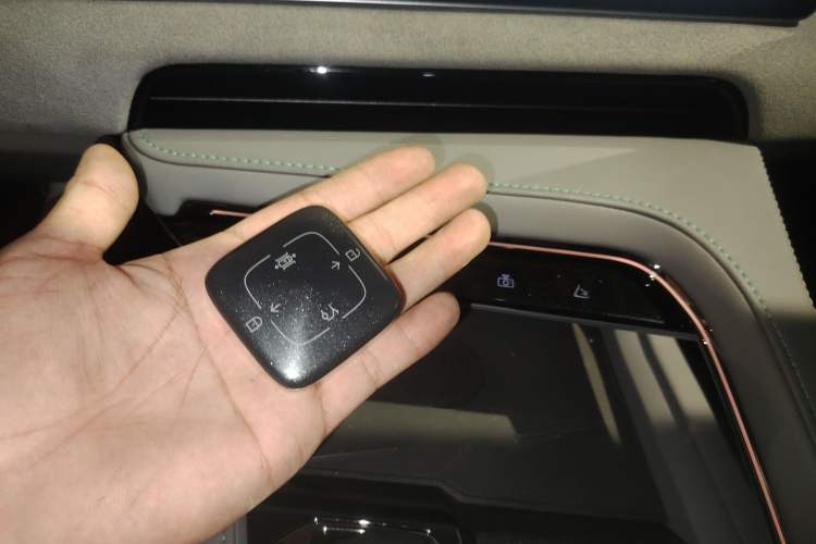 Used Zeekr 001 2022 Ultra-Long Range Dual-Motor YOU Version
