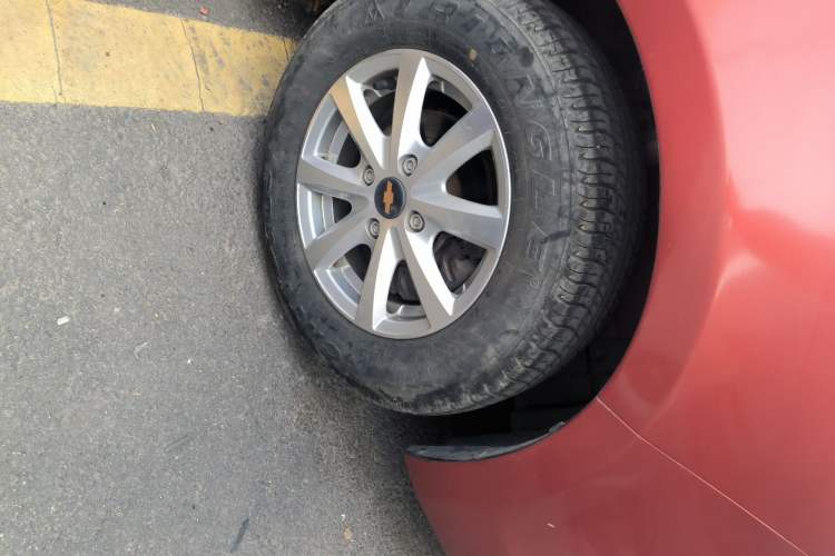 Used Chevrolet Sail 2010 Hatchback 1.2L Manual Warm Edition