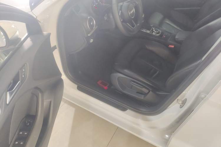 Used Audi A3 2018 30th Anniversary Edition Limousine 35 TFSI Ambition Model