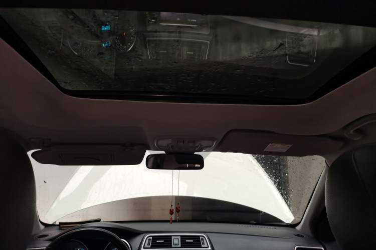 Used BAIC Senova X65 2015 2.0T Automatic Elite Model