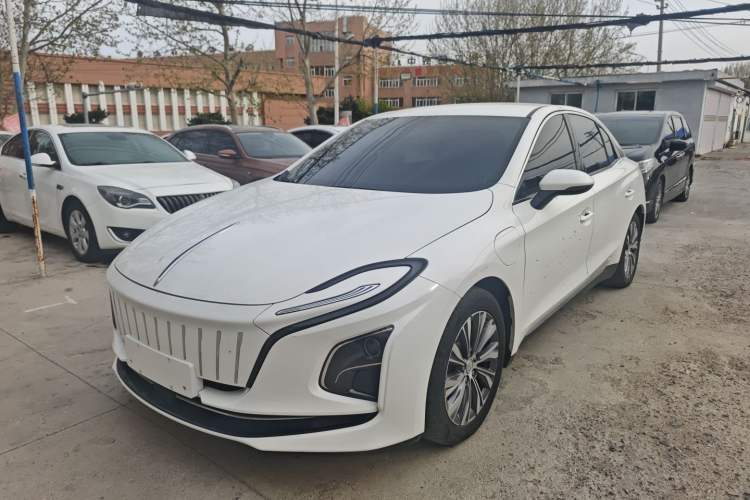 Used Hongqi E-QM5 2022 431 km Charge & Enjoy Edition
