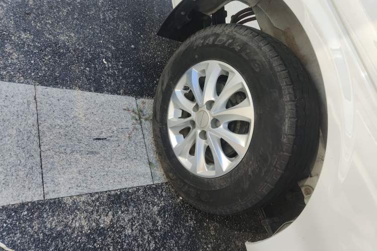 Used FORTHING Lingzhi M5 2022 Standard Version Base Model 7 Seats
