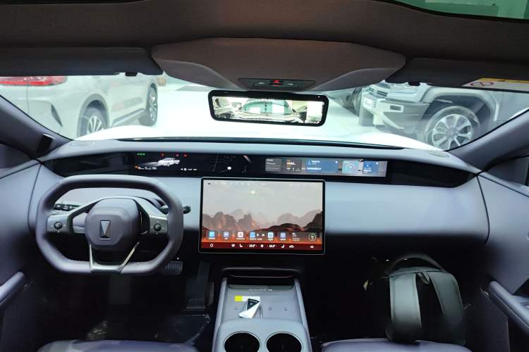 Used Avatr 06 2025 Ultra Pure Electric Edition