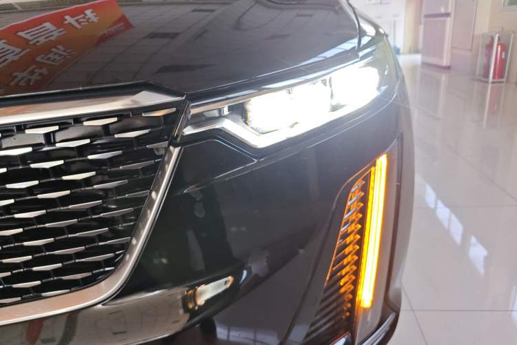 Used Cadillac XT6 2022 2.0T 7-Seater Four-Wheel Drive Luxury Version