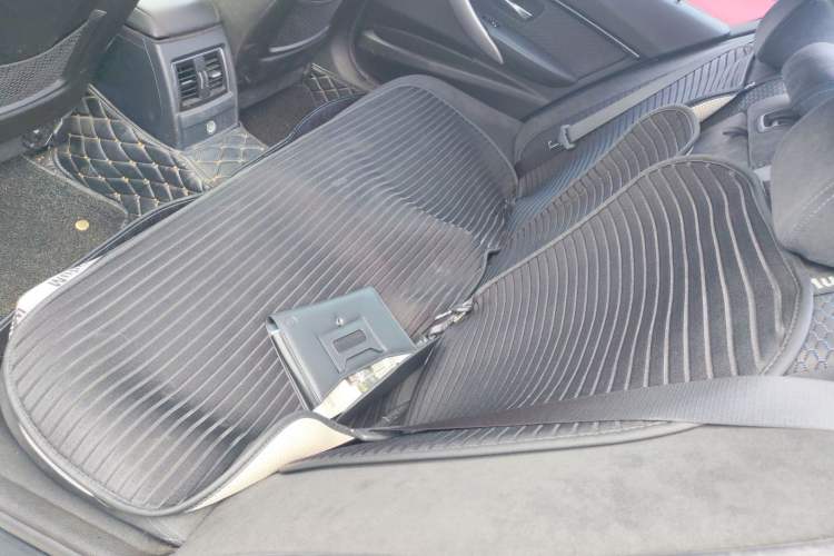 Used BMW 3 Series 2016 320i M Sport Left Rear Seat