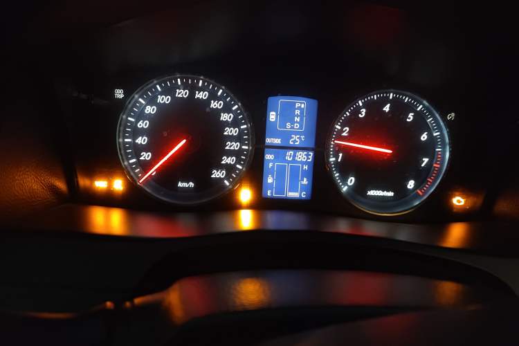 Used Toyota Reiz 2007 2.5S Leather Sunroof Version
