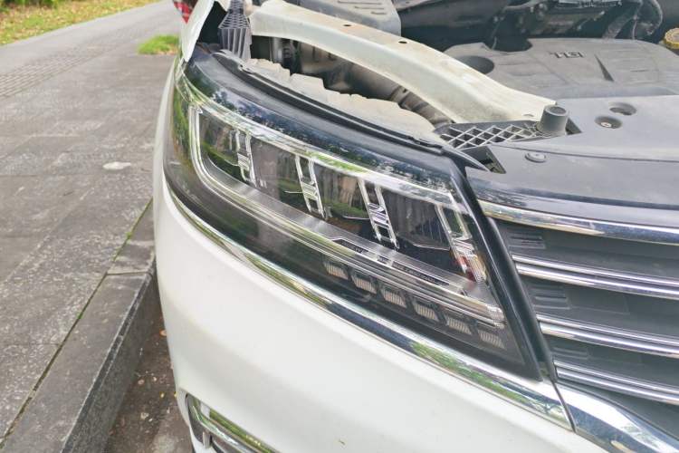 Used Roewe RX5 2019 20T Two-Wheel Drive Automatic 4G Connected Platinum Edition