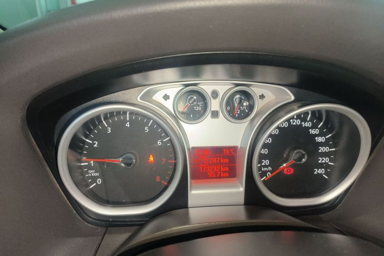 Used Ford Focus 2013 Sedan Classic 1.8L Manual Base Model Instrument Cluster