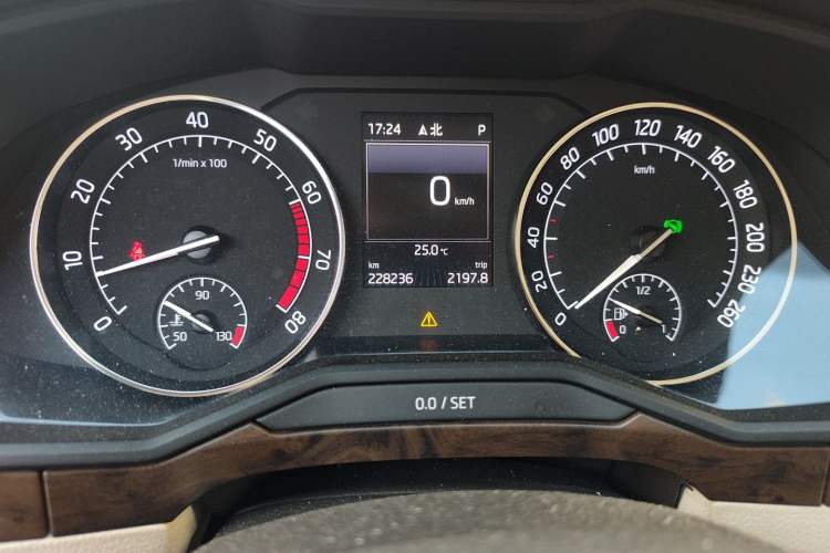 Used Skoda Superb 2016 TSI380 DSG Prestige Edition
