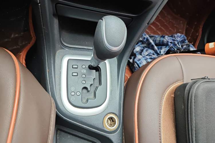 Used Peugeot 308 2013 1.6L Automatic YouShang Model Gear Lever