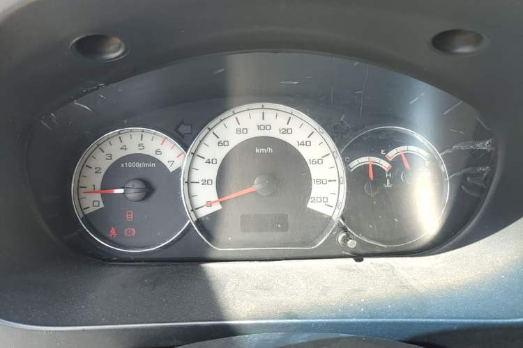 Used Wuling Hongguang 2014 1.5L S Luxury Model
